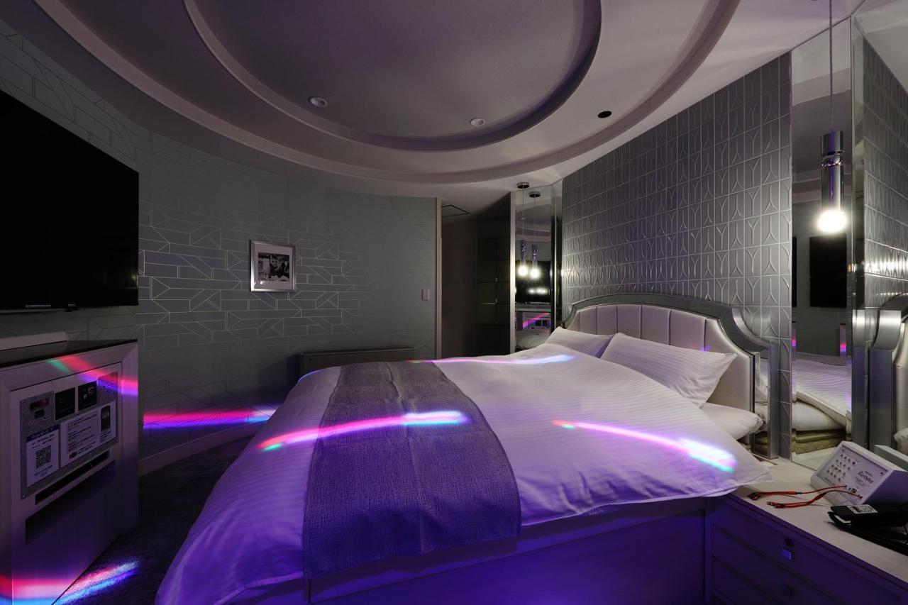 ホテルバースデー岐阜西店 Hotel Birthday Gifuwest (Adults Only) Exteriér fotografie