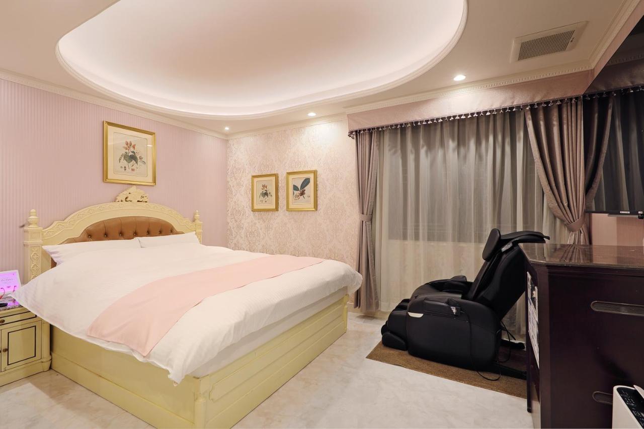 ホテルバースデー岐阜西店 Hotel Birthday Gifuwest (Adults Only) Exteriér fotografie